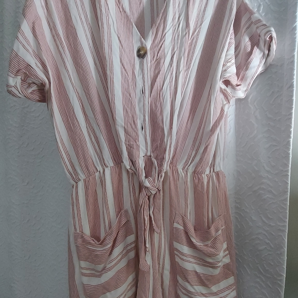 Luxology Women's Romper - Picture 3 of 6